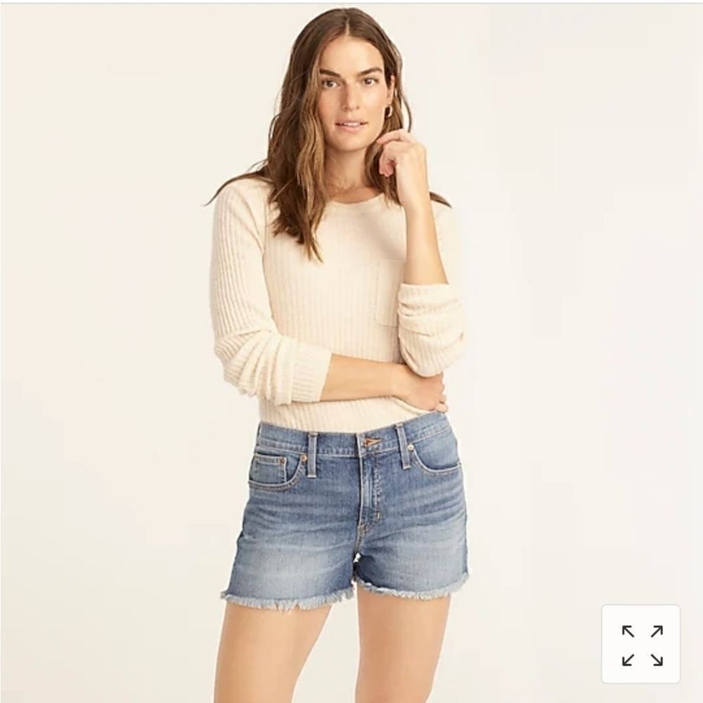 J. Crew Mid-Rise Denim Short in Squash Wash Size 4 - Picture 1 of 8